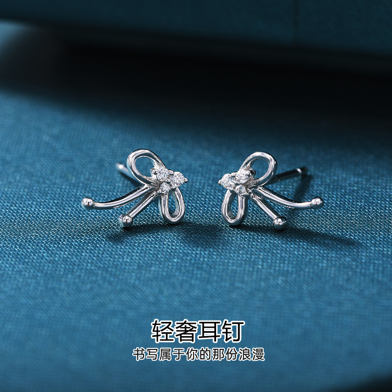 饰品/不锈钢耳钉/耳钉/耳饰/锆石耳钉产品图