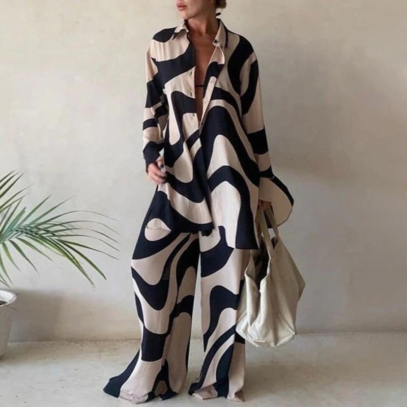 New European and American printed suits, loose long-sleeved V-neck straight-leg pants, dresses, travel, leisure and vacation one-piece shipping Application Scenario