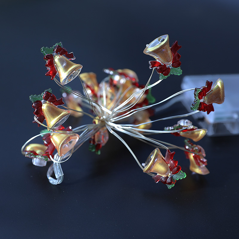 Cross-border factory direct sales of copper wire lamp pendants, Christmas and Wansheng Festival decorative lanterns, Santa Claus, snowman, tree light strings Application Scenario