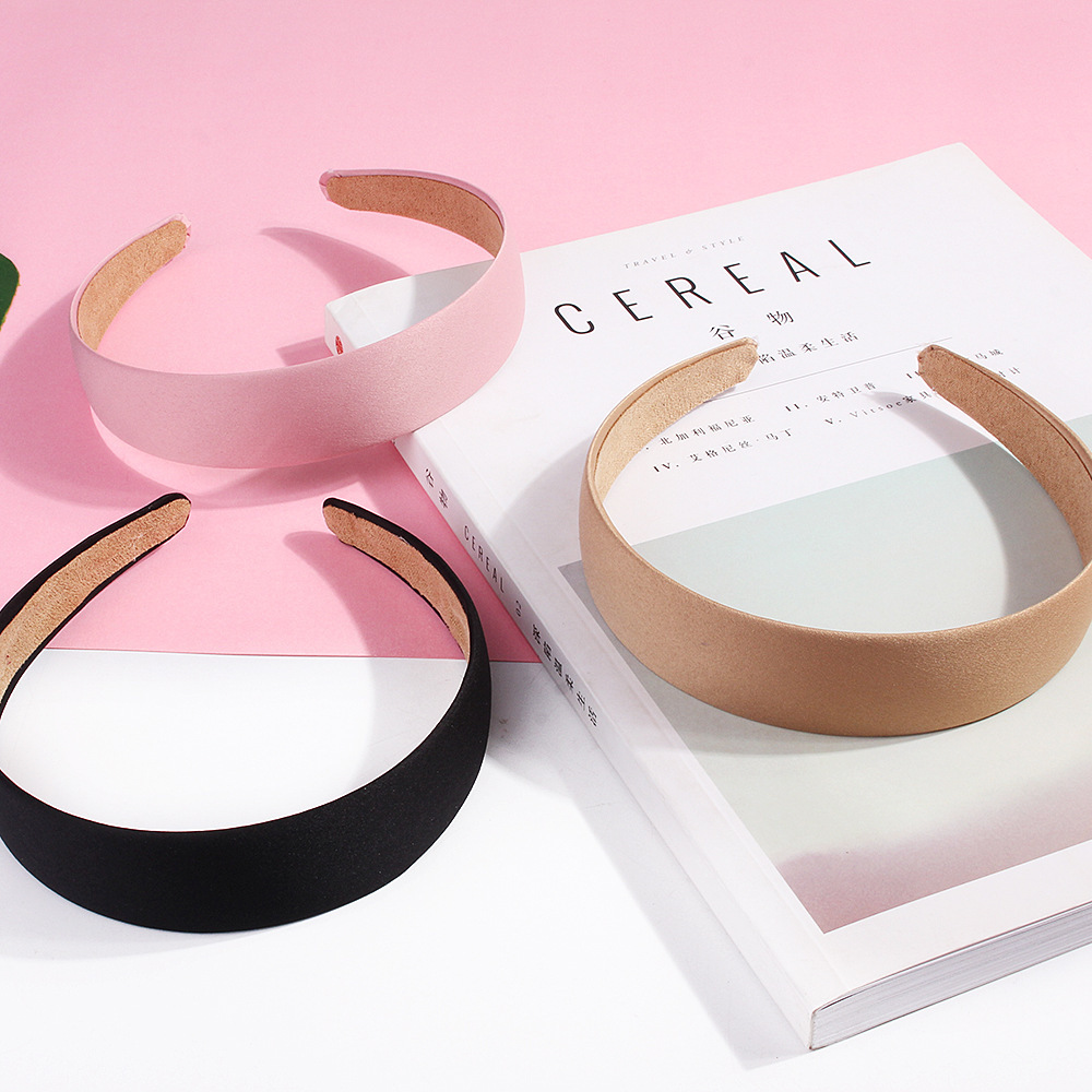 3Cm Wide Polyester Head Buckle Solid Color Simple Headband Candy Color Headband Korean Version Wide Edge Fully Wrapped Cloth Hair Clip Headdress Specification drawing