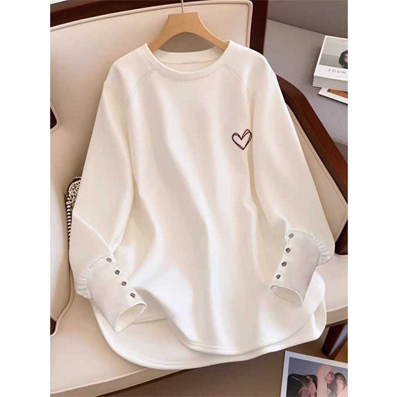 The 2025 new style of long-sleeved innerwear for women can be worn over a fashionable autumn and winter T-shirt to cover the bottom. It can be paired with a mid-length base layer Item Picture