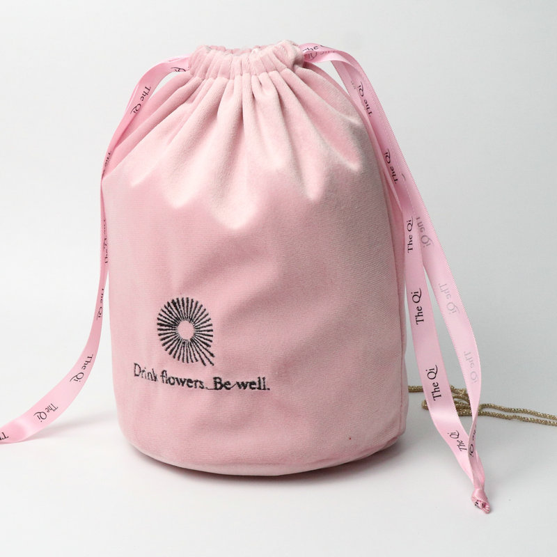 Hot-selling round-bottom velvet drawstring bags, custom-made accessories, gifts, storage drawstring bags, velvet jewelry bags, embossed details Picture