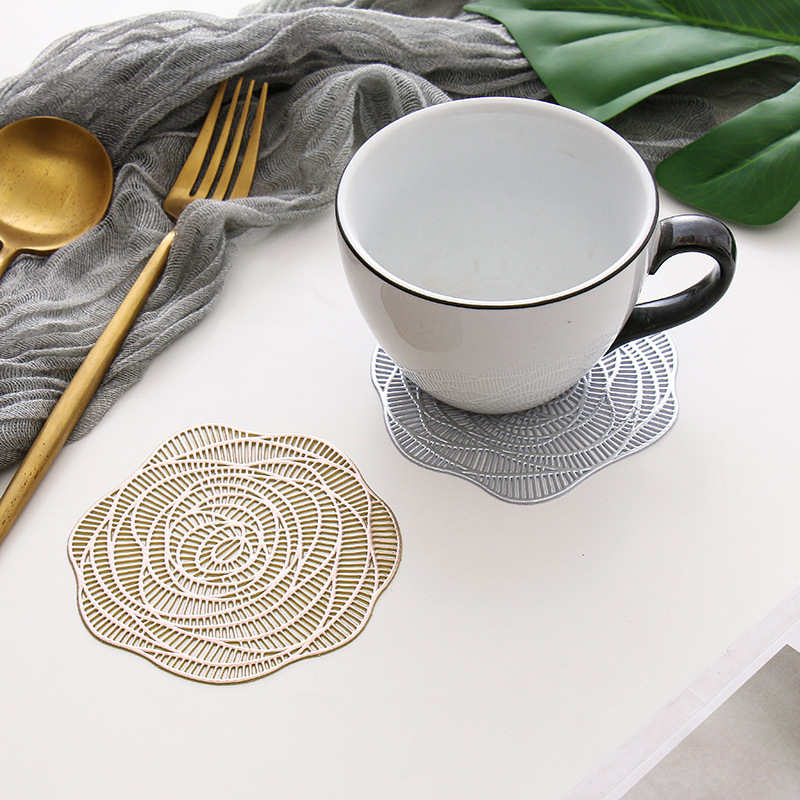 Rose-shaped PVC coasters, gold-embossed small coasters, rose gold hollowed-out heat-insulating decorative pads, heat-insulating and anti-slip placemats details Picture