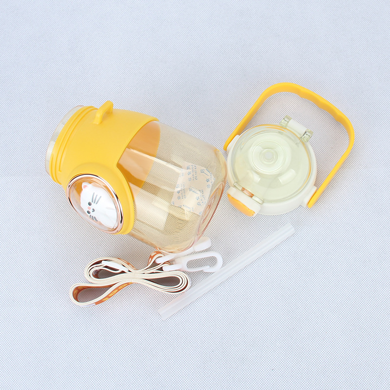 New Doll Portable Plastic Water Cup Men's And Women's Fashion Small Fresh Carrier Children Student Plastic Cup Wholesale Set Application Scenario