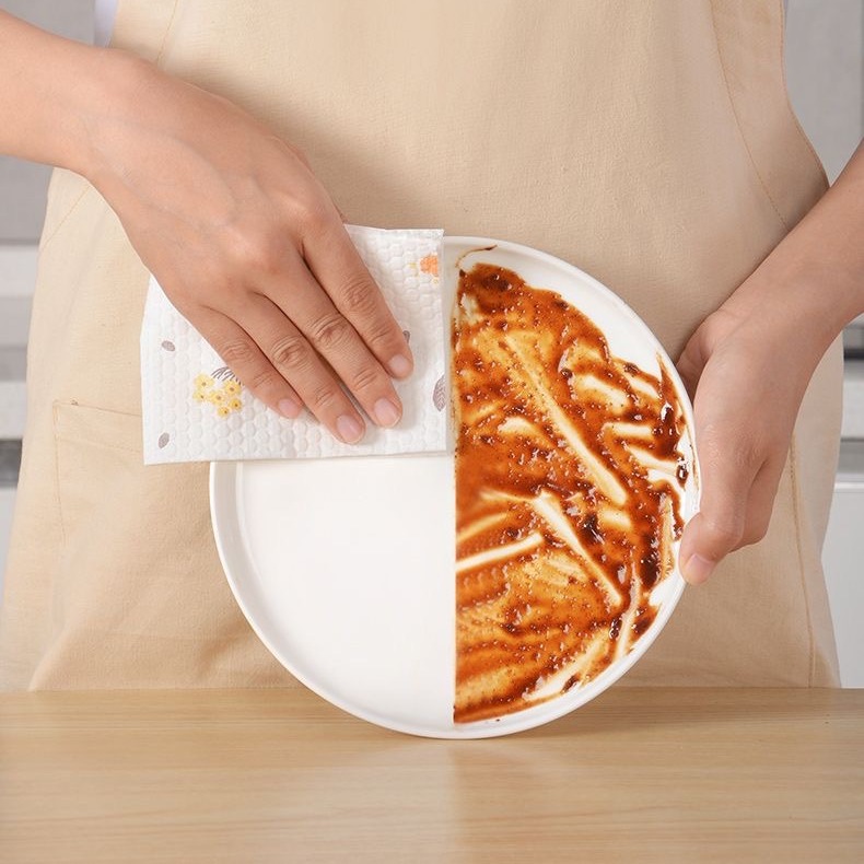 Household disposable kitchen rags, kitchen-specific paper, oil-absorbing paper, wall-mounted dry and wet dual-purpose disposable scouring pads Application Scenario