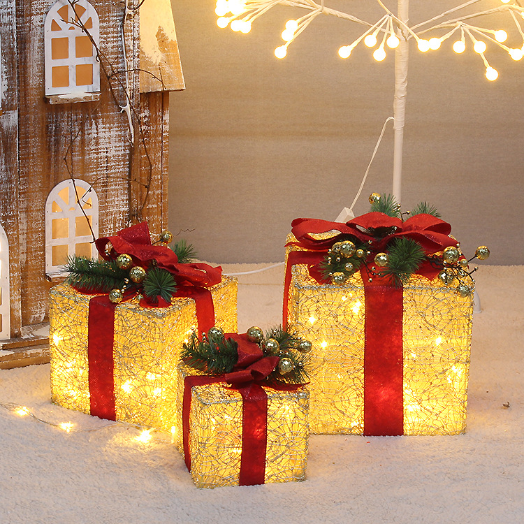 圣诞节装饰品圣诞礼物盒三件套堆头圣诞礼包场景布置圣诞树下摆件
