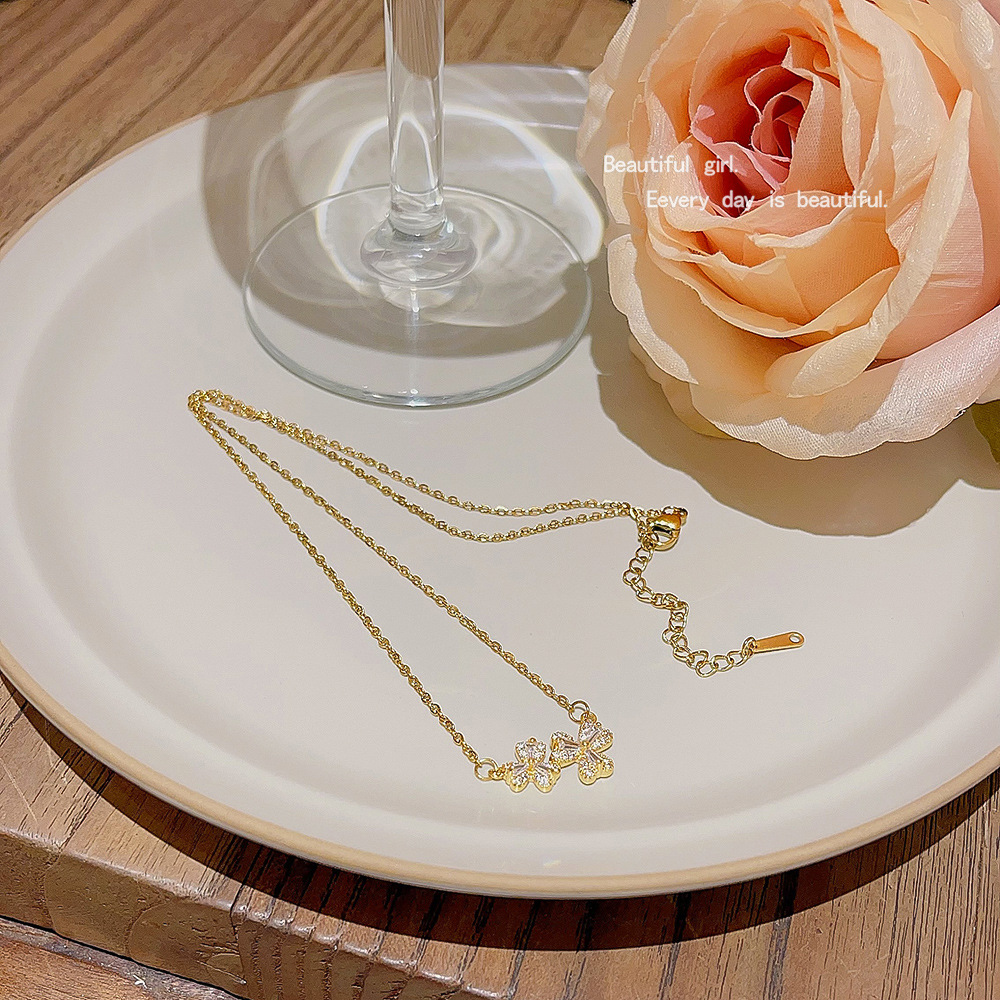 Love Necklace Does Not Fade Light Luxury Small Clavicle Chain Burst Jewelry Birthday Gift To Girlfriend Choker Jewelry Woman Application Scenario