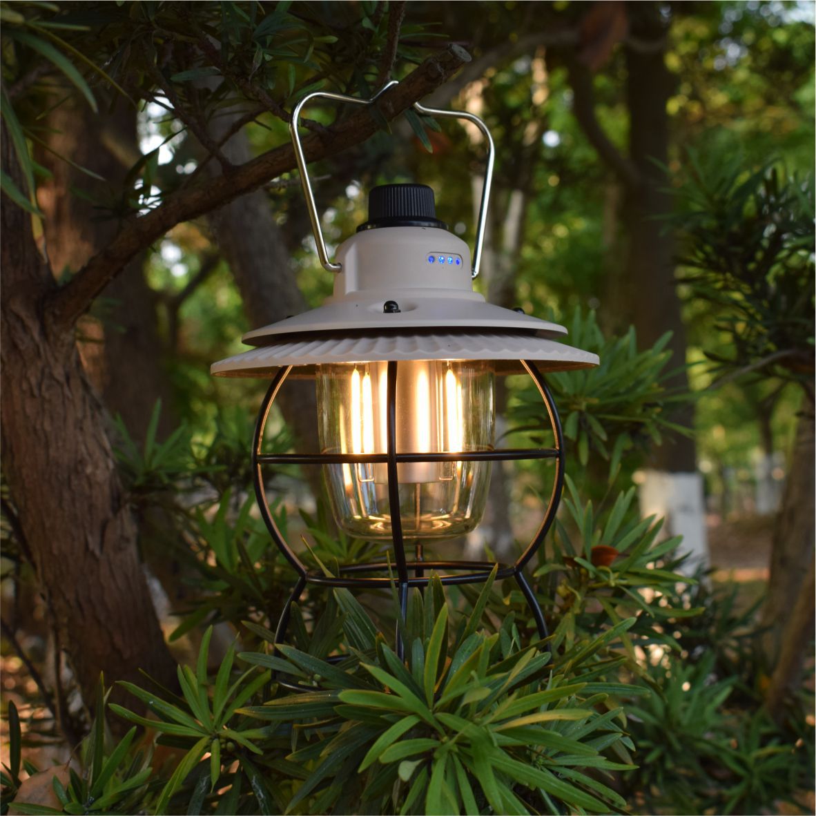 Wholesale of retro horse lanterns, outdoor retro camping lamps, tent lamps, multi-functional retro camping lamps, hand-held hanging lamps