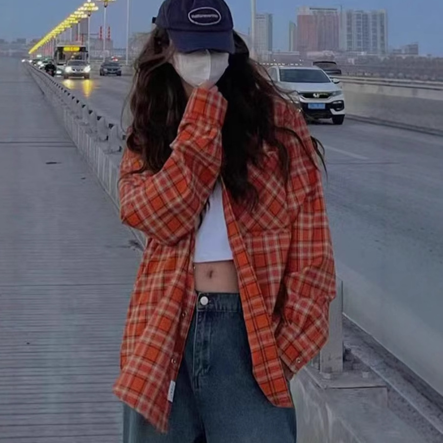 女式衬衫实物图