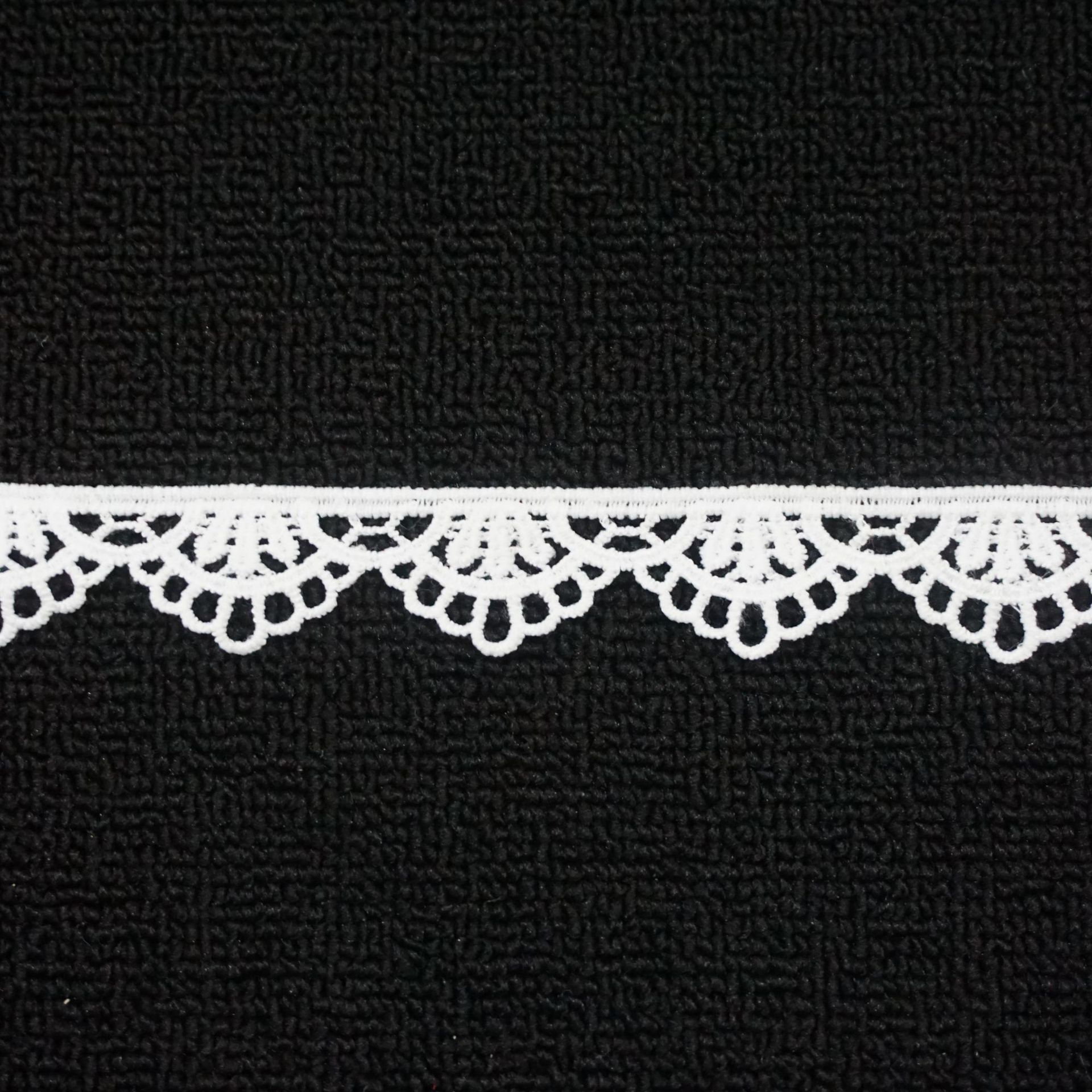 New water-soluble embroidered milk silk lace 4cm in stock, white hollowed-out single-sided small barcode lace wedding dress accessories Application Scenario