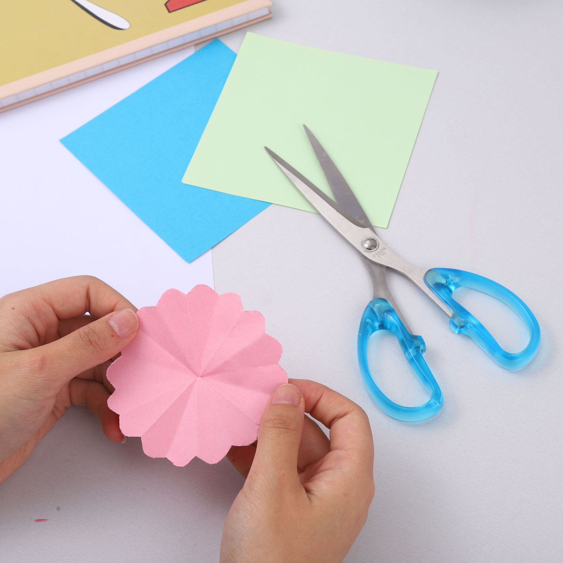 ins Print-free office clear frosted handle scissors Simple household hand cutting student diy stationery clippers Specification drawing