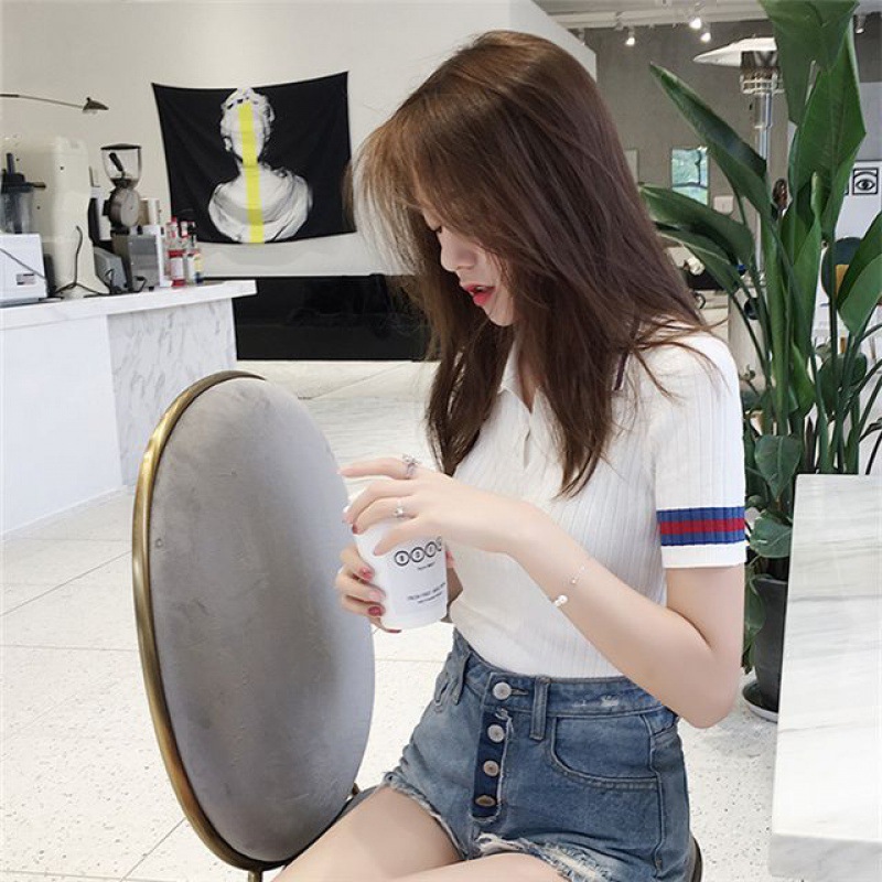 Summer new T-shirt, ice silk knitted sweater, women's wear, school style short-sleeved, slimming, Chic retro lapel top details Picture