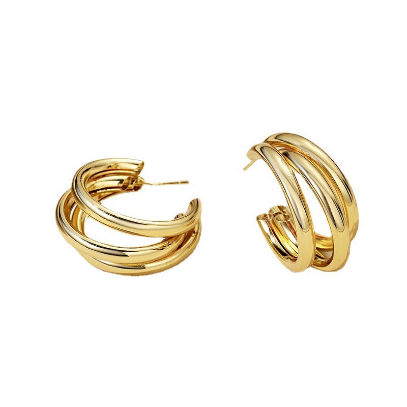 ins cross-border influencer's new golden high-end earrings, plain ring light luxury accessories, C-shaped multi-layer hollow earrings for women Item Picture