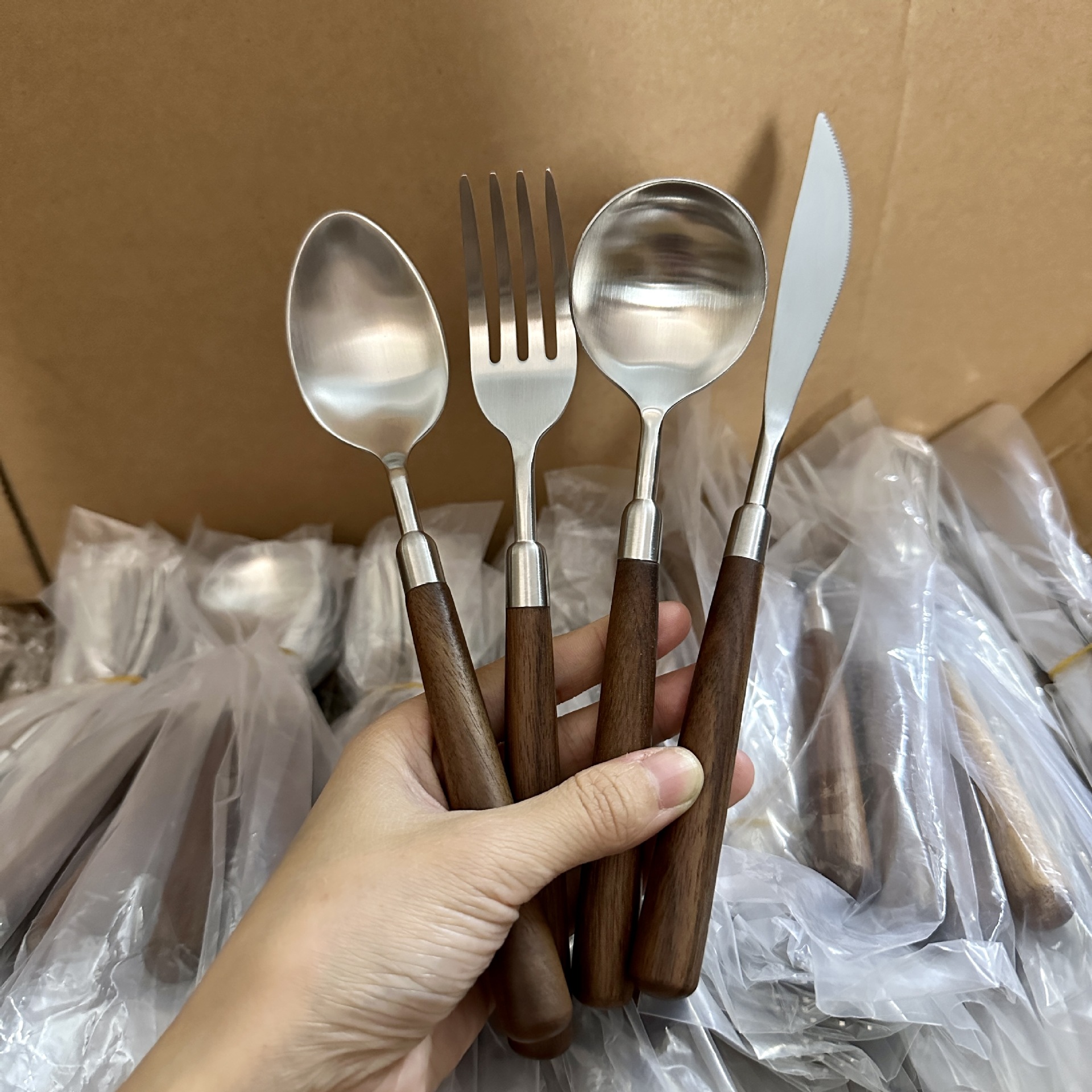 Minuo Home Walnut Handle 304 Stainless Steel Knife, Fork And Spoon Set Hotel Western Dining Spoon High Appearance Level Tableware