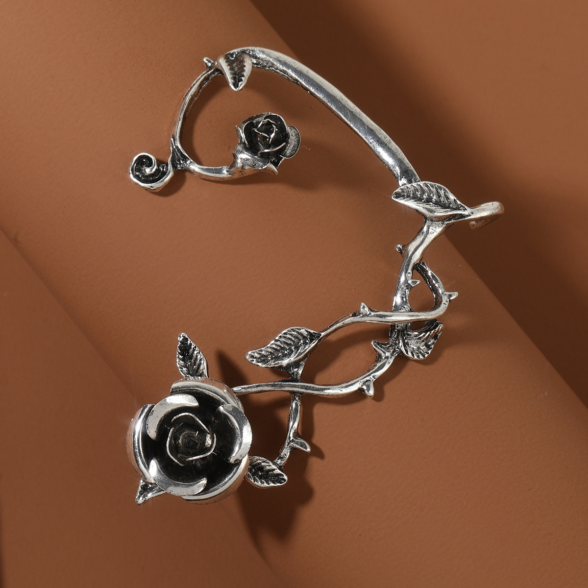 Cross-border Gothic earrings, retro wing ear clips for women, dark style, punk style, devil auricle dragon earrings, ear coverings details Picture