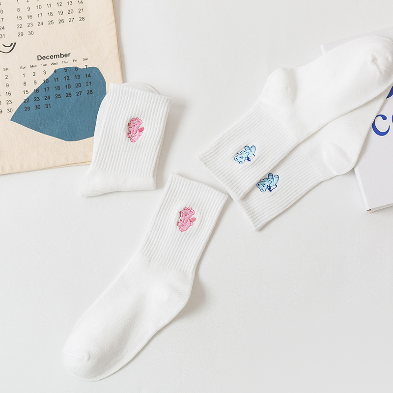 Mid-calf socks, cute angel embroidery socks, pure cotton ins, trendy and sweet, versatile Japanese white cartoon long socks Application Scenario