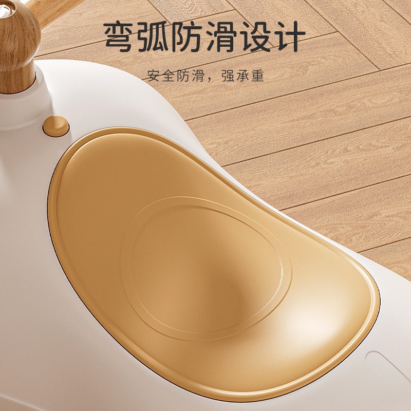 扭扭车实物图