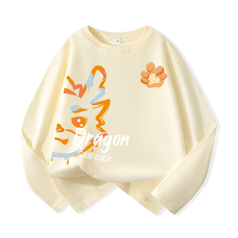 This new spring/Autumn 2025 pure cotton long-sleeved T-shirt for boys can be paired with a versatile top from Zhongda Tong's traditional Chinese style fashion trend brand Application Scenario