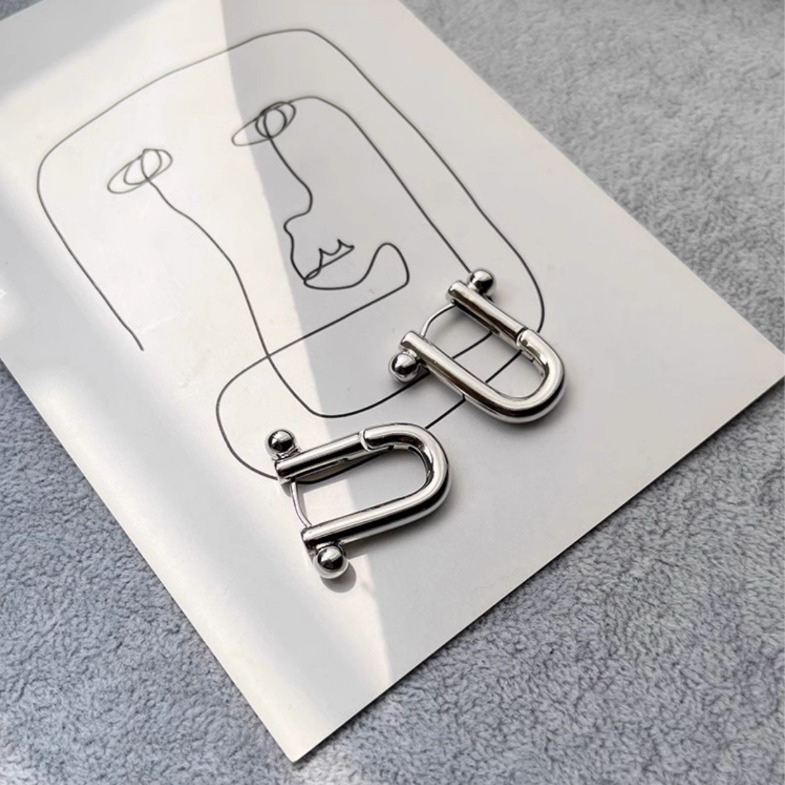 S925 Sterling Silver U-Shaped Horseshoe Ear Buckle Korean Version Simple All-In-One Earrings Fashion Temperament All-In-One Ins Style Earrings Specification drawing
