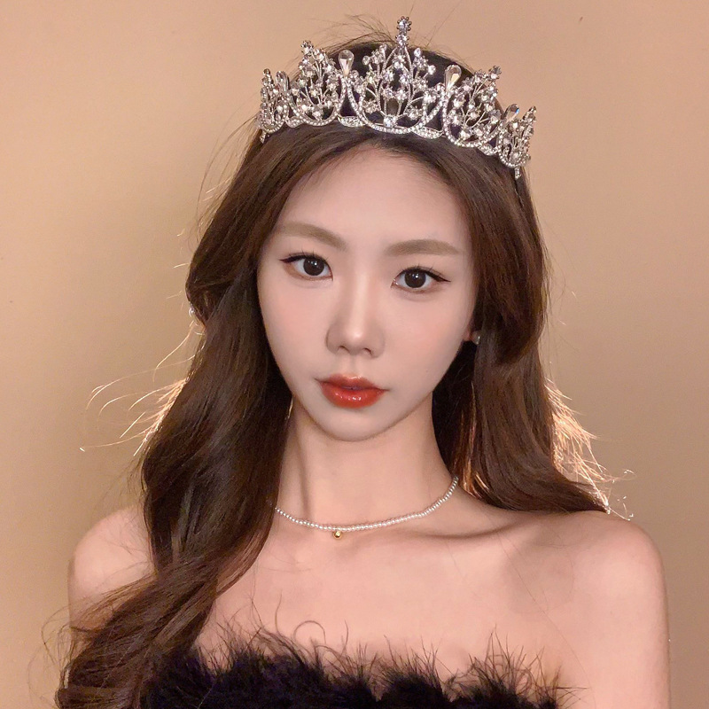 Super sparkling full diamond princess and queen crown hair band, bride wedding banquet headwear, light luxury and high-end style hair accessory for women Specification image