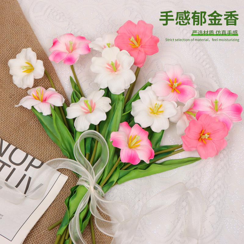 批发新款郁金香客厅摆件插花PU人造高级花束跨境手感保湿郁金香