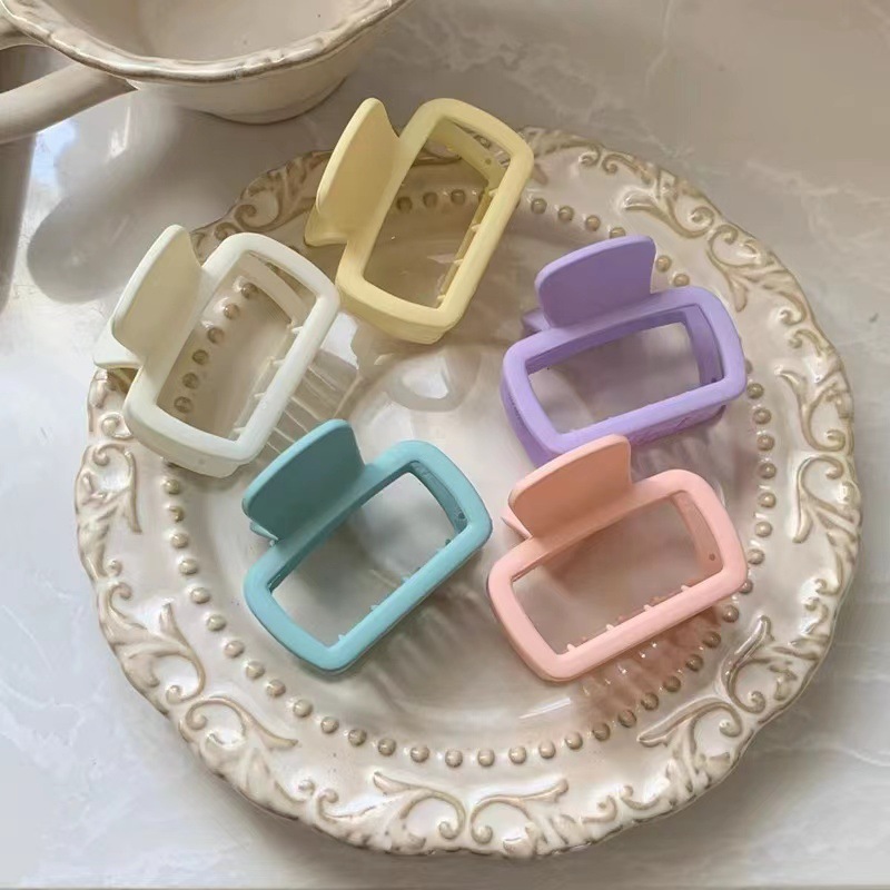 Fashion Rubber Paint Square Clip Small Delicate Back Head College Girl Style Princess Head Shark Clip Headpiece Specification drawing