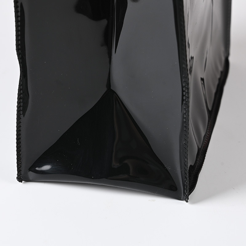 Creative black round handle gift bag, pvc plastic shopping handbag, fashionable and simple jelly hand-held bag Specification drawing