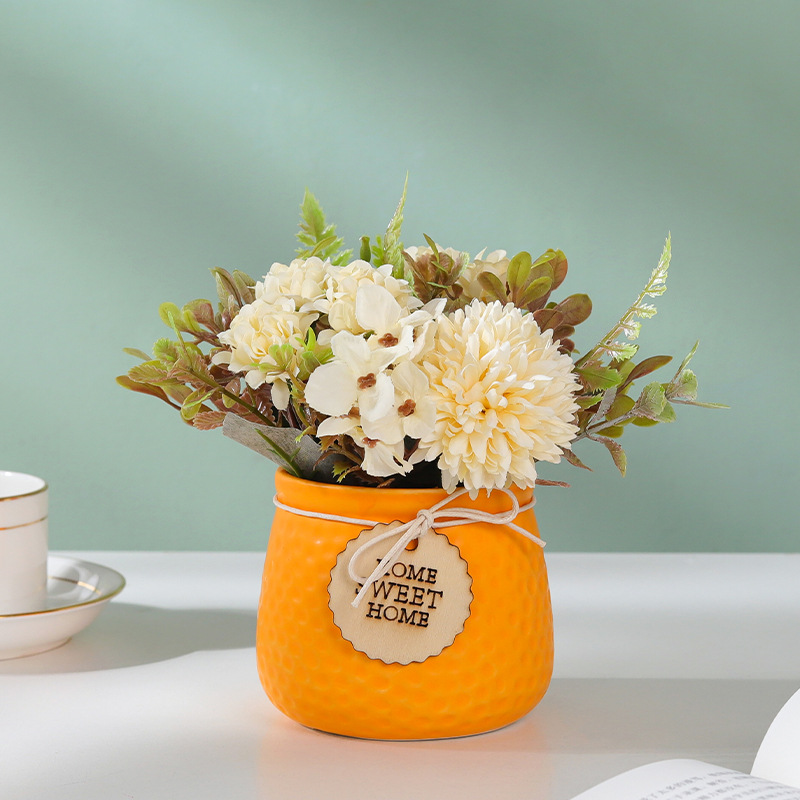 Artificial flowers, artificial flower potted plant ornaments, living room desktop decoration, artificial green plant bonsai, table flower art, plastic decorative flowers Application Scenario