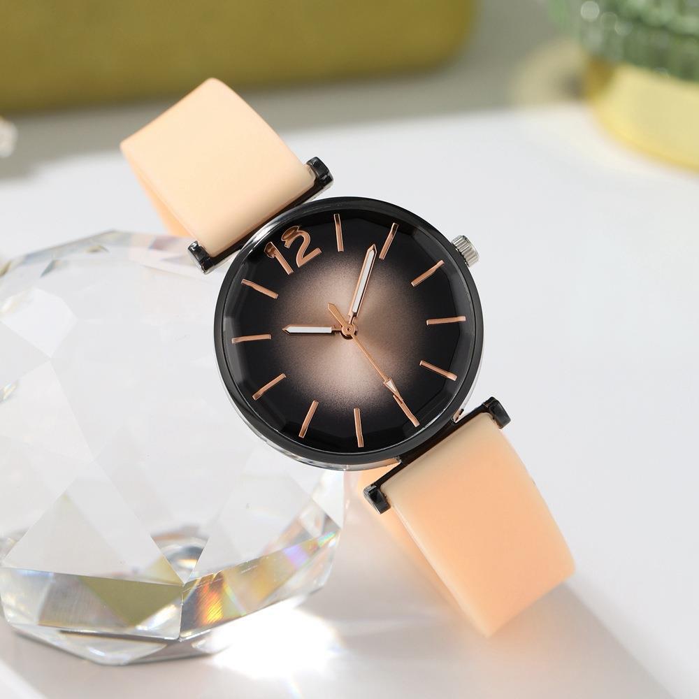 Cross-border new women's silicone watch bestseller, Small green simple and casual Douyin jelly watch in stock, wholesale from the manufacturer details Picture