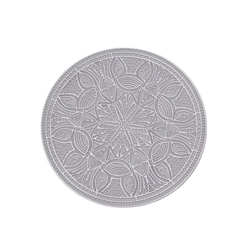 Womei Home Decoration round hollowed-out placemats, European-style light luxury PVC flower waterproof, oil-proof, anti-slip, heat-resistant, wear-resistant and heat-insulating MATS, table MATS and placemats Item Picture