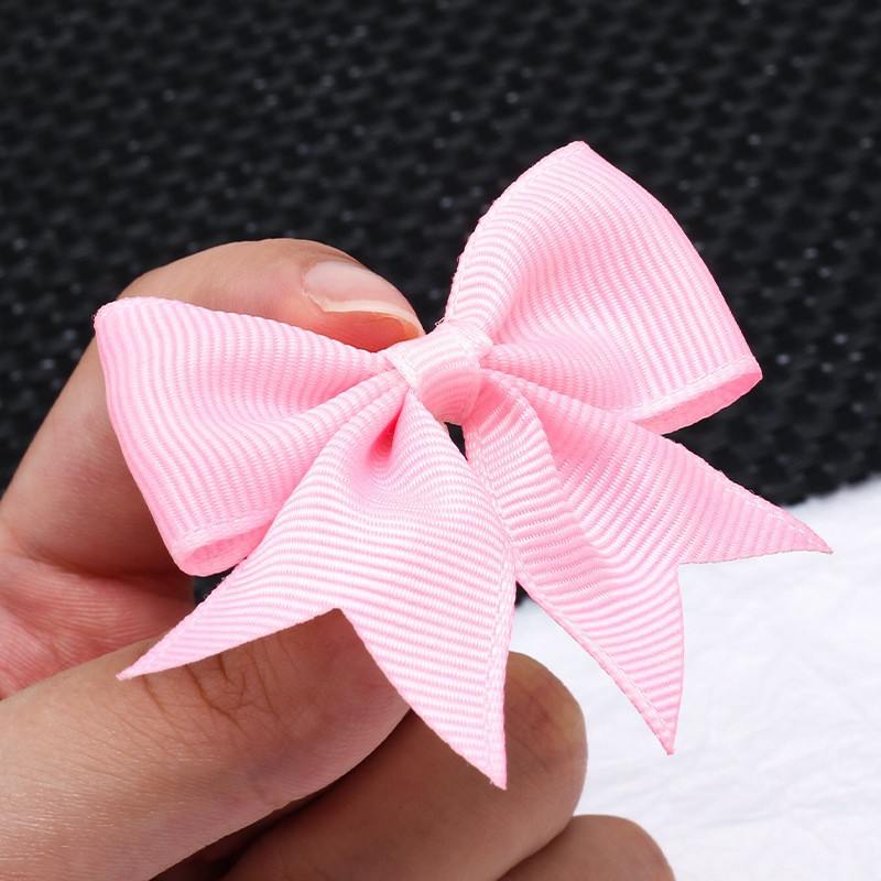 蝴蝶结/巧飞制花/水貂绒球球/刺绣布帖/段面圆点织带细节图