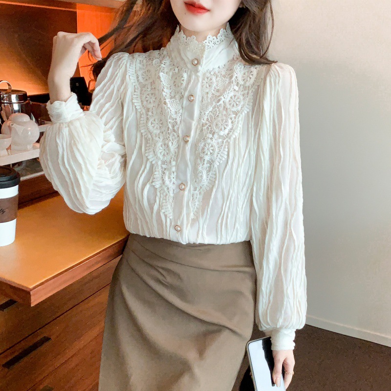 2022 Autumn/Winter new style fleece high-neck lace shirt chiffon shirt top, elegant base layer, fairy Application Scenario