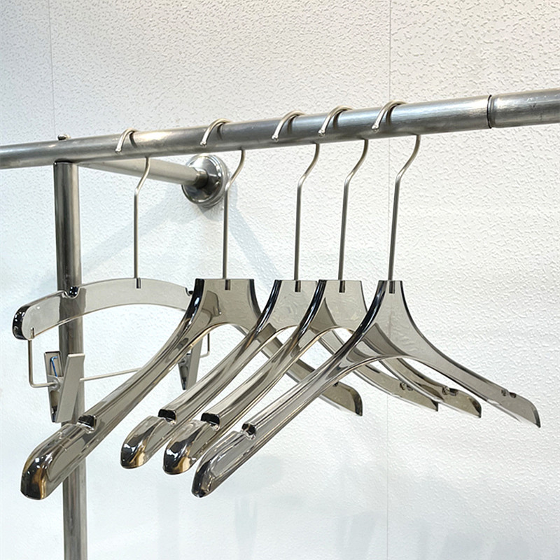 Wholesale of transparent acrylic crystal anti-slip coat hangers for men's and women's clothing with cigarette ash, children's pants and jackets details Picture