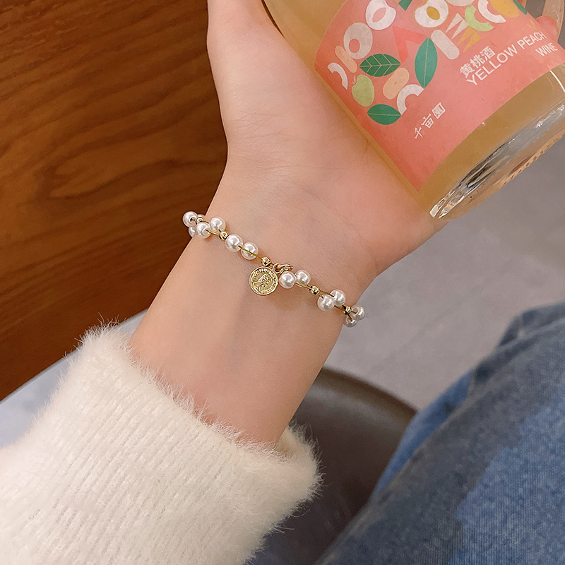 巴洛克复古人像珍珠手链女高级感小众个性手镯轻奢气质手饰品批发
