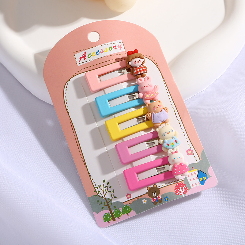 Girls Colored Dopamine Bb Clip Baby Cute Bear Love Cartoon Back Of Head Broken Hair Clip Girl Bangs Clip Application Scenario