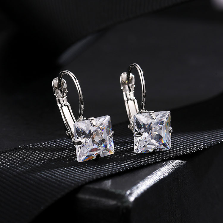 Kashi cross-border best-selling stud earrings, zircon earrings, earrings, crystal earrings, versatile and niche jewelry from European and American factories Specification image