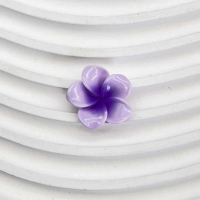 Cross-border Bauhinia five-petal flower simulation resin accessories, diy cream glue phone case, clothing and decoration materials Application Scenario