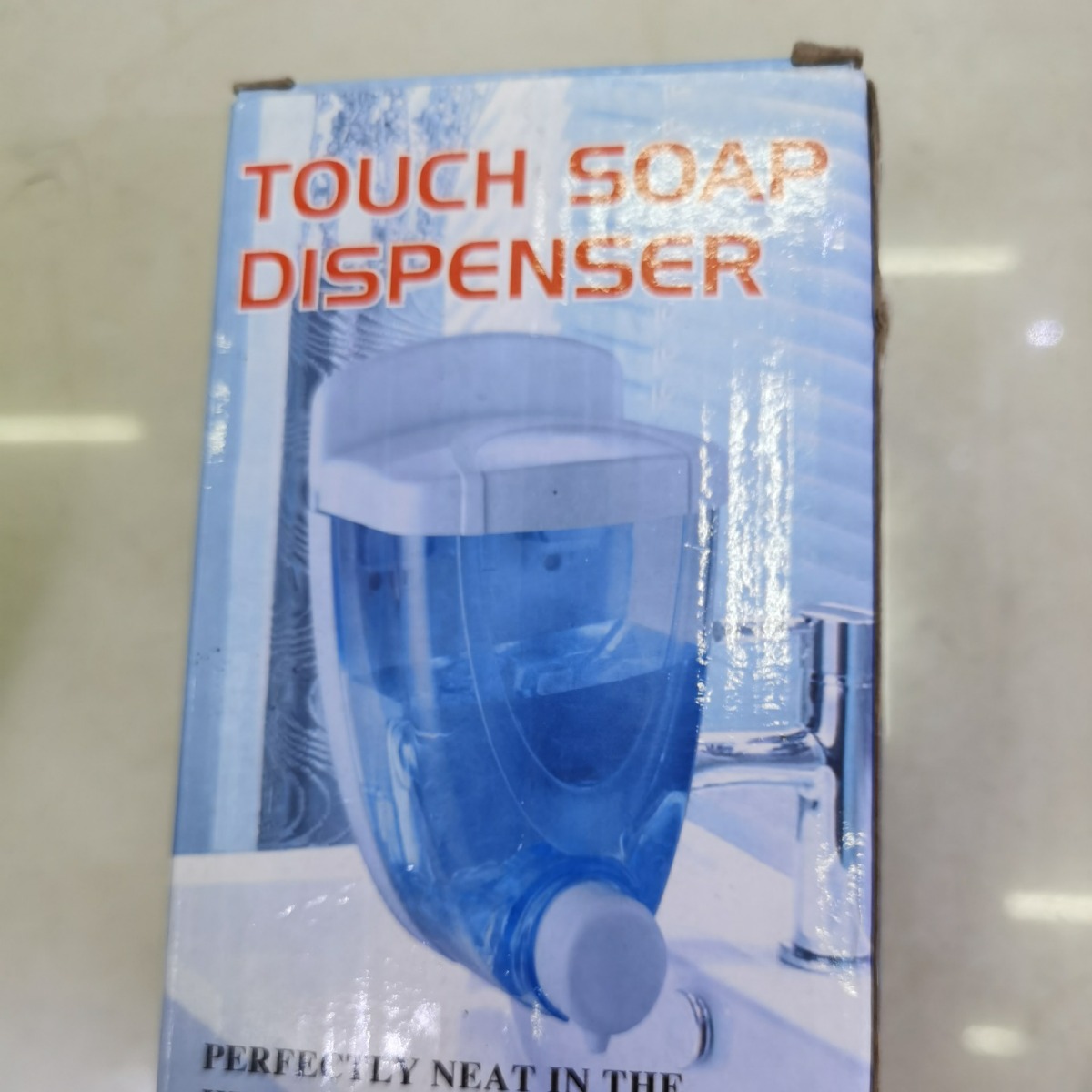 外贸产品轻奢按压皂液器壁挂式感应皂液盒卫生间洗手挤泡沫给皂器