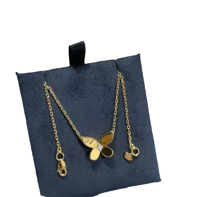 V Gold High Version Moisanite Phantom Butterfly Necklace Female 18K Rose Gold Tempting Glossy Butterfly Personality Clavicle Chain Item Picture