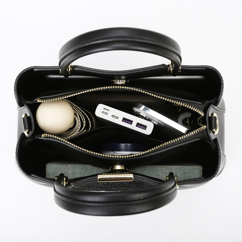 定制箱包皮具实物图