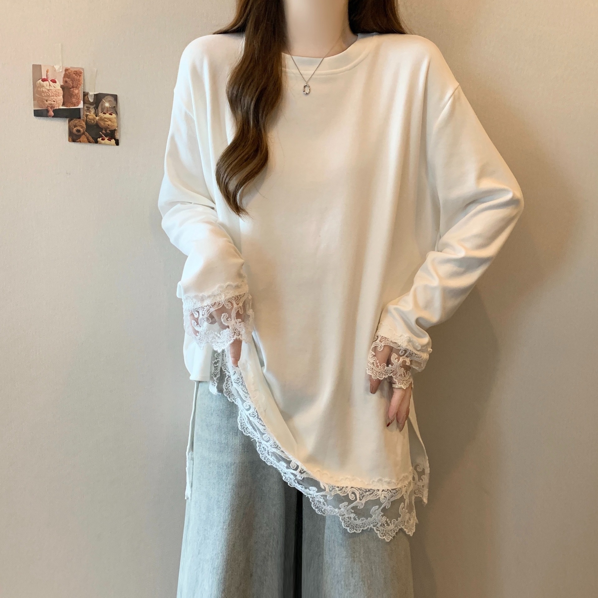 屁股大码打底衫拼接长袖t恤女秋冬中长款内搭遮上衣加绒胖mm蕾丝