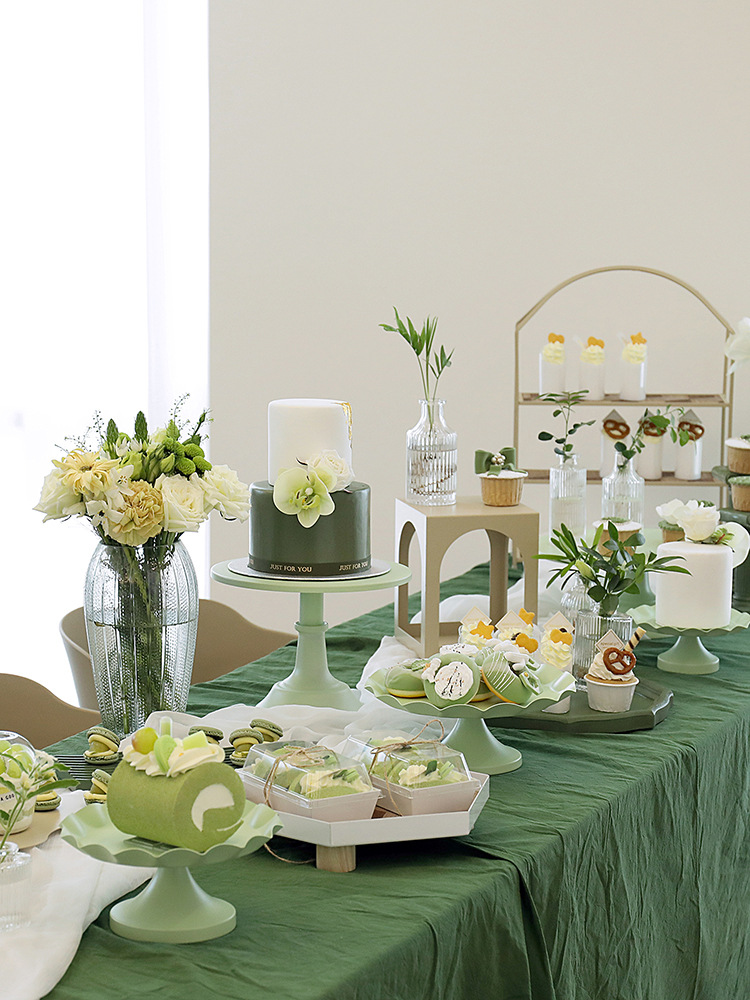 奶茶色蛋糕架/铁艺甜品台糕/婚庆蛋糕展示产品图