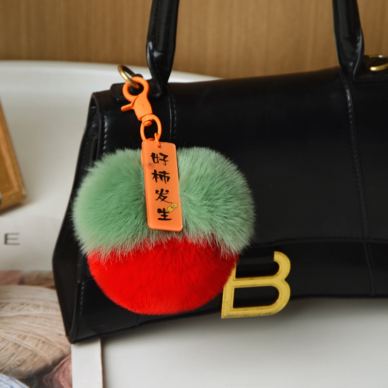 The plush pendant, a car keychain, imitates lazy rabbit fur, and ins plush small balls are in stock from the plush ball manufacturer Application Scenario