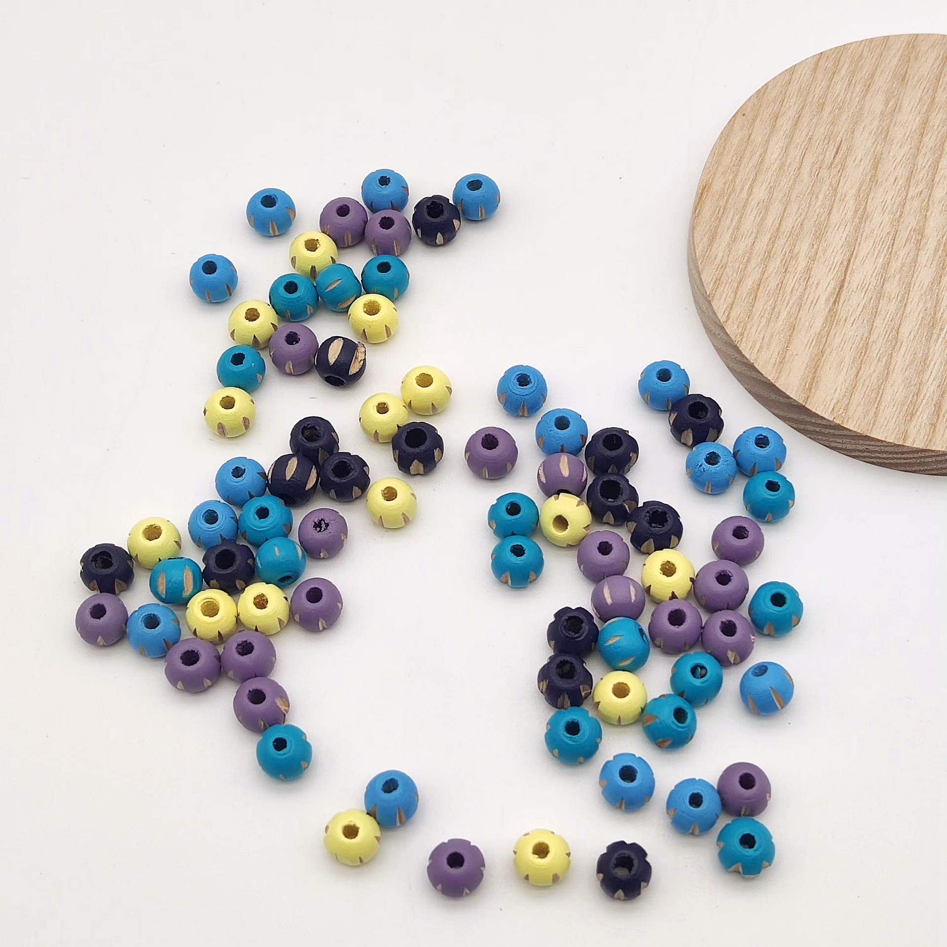 Chenglin wood beads are versatile, retro round beads, handcrafted beads, DIY accessories, loose beads, and round beads. Wholesale from the manufacturer details Picture