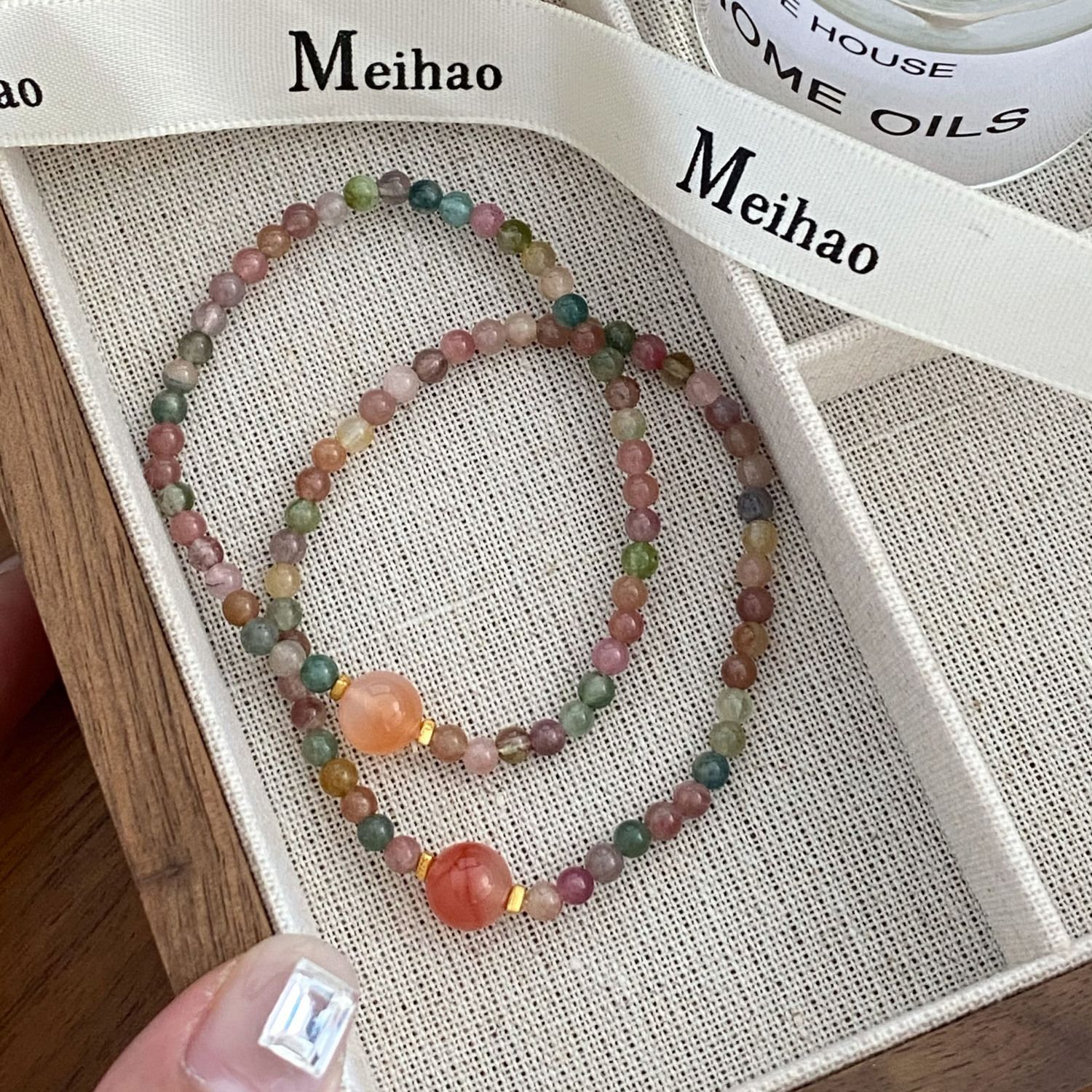 2025 New natural new style bracelet, beaded elastic rope bracelet, women's washable and stackable jewelry, girlish heart details Picture