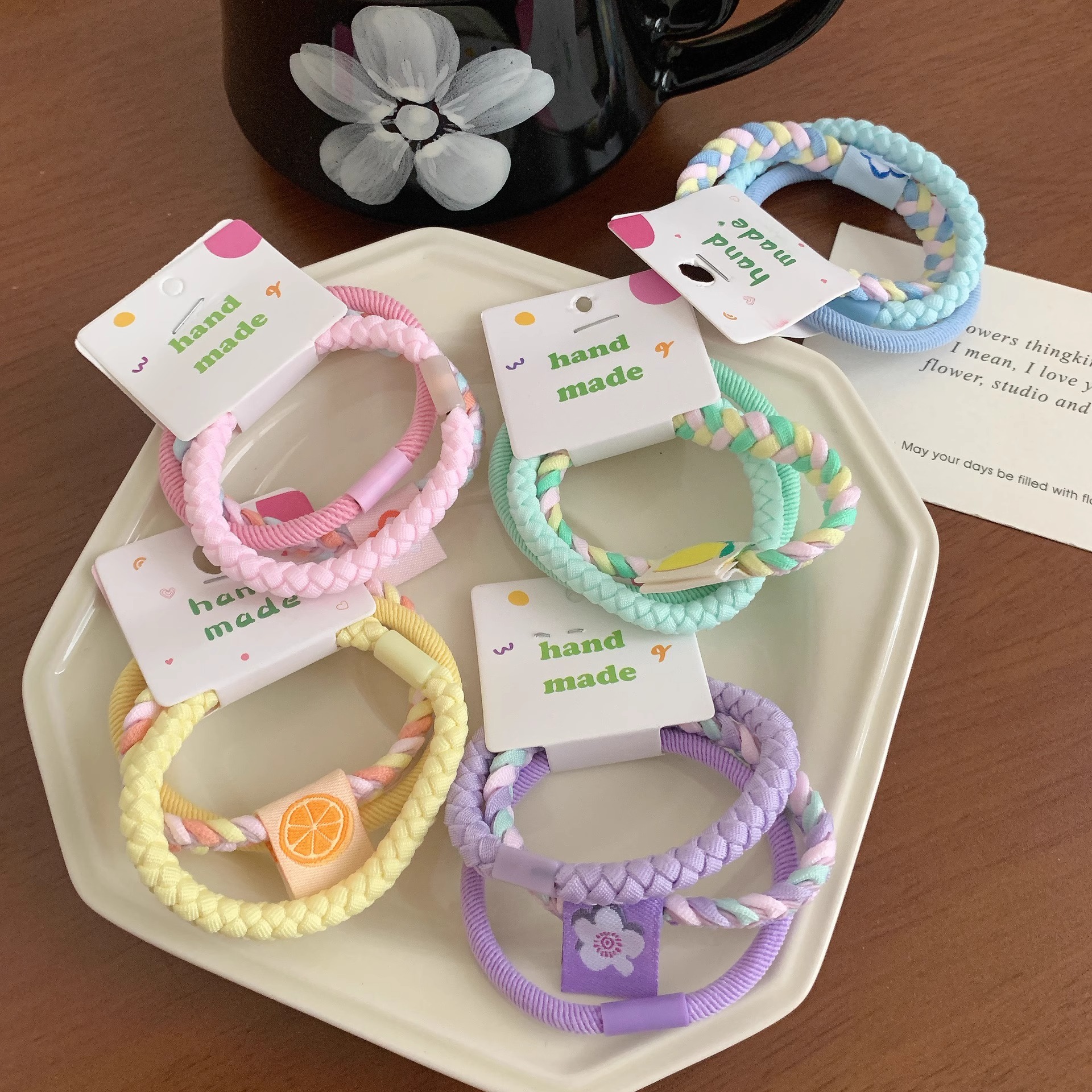 Three braided hair ties, a simple and elegant style for girls, a popular Korean high-elasticity hair band, a hair tie rubber band headwear details Picture