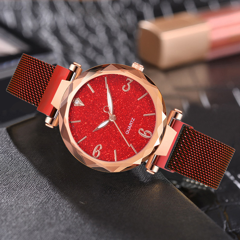 Wholesale starry sky watches, ladies' quartz watches, lazy people's magnetic straps, and magnet watches from the factory. One-piece replacement Specification image