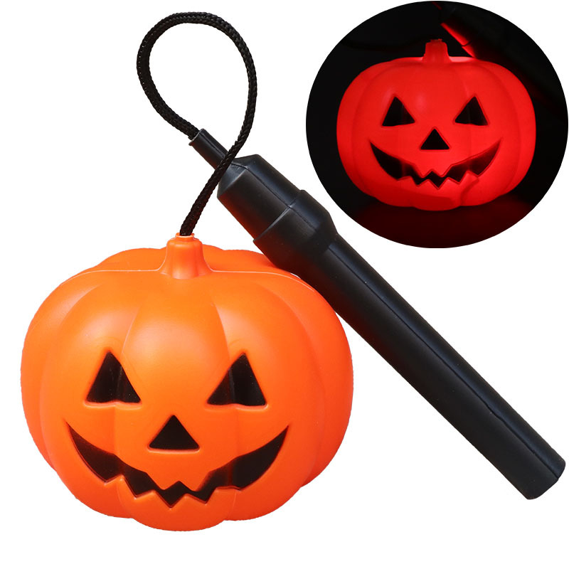 Luminous hand-held pumpkin lantern for Halloween 10CM, seven-color pumpkin, flashing pumpkin lantern, children's toy, wholesale for the Ghost Festival