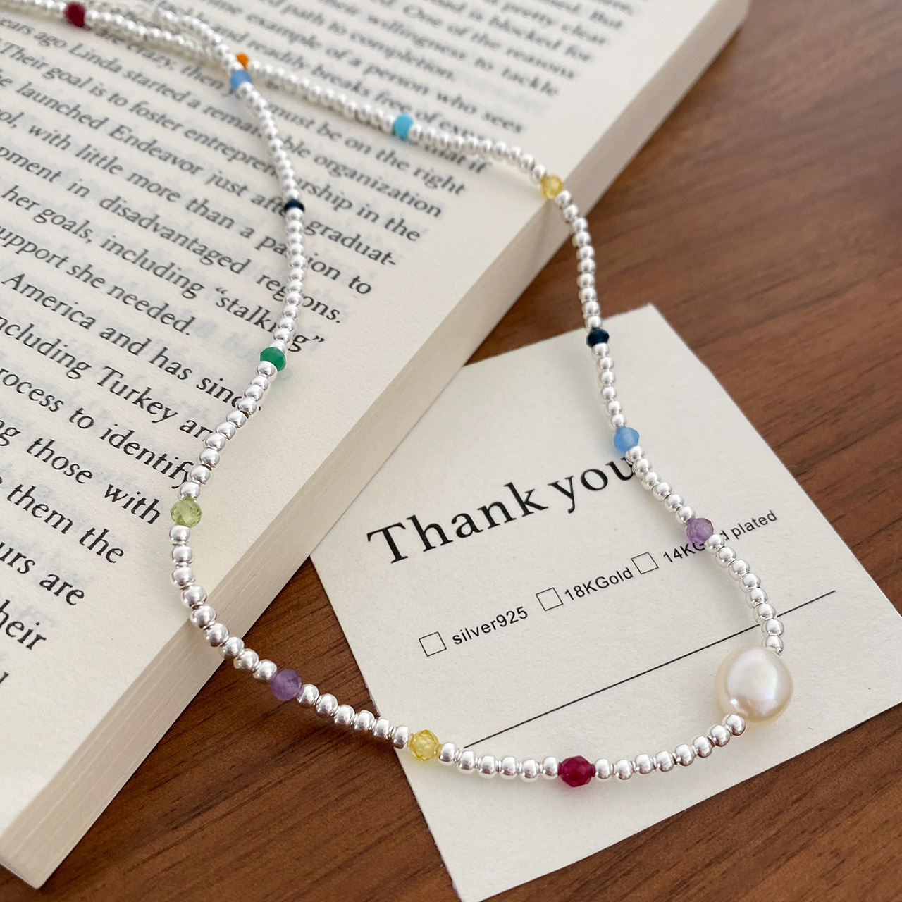 S925 Silver Colorful Beaded Baroque Pearl Necklace 2023 New Niche Design Sense With Everyday Collarbone Chain Application Scenario