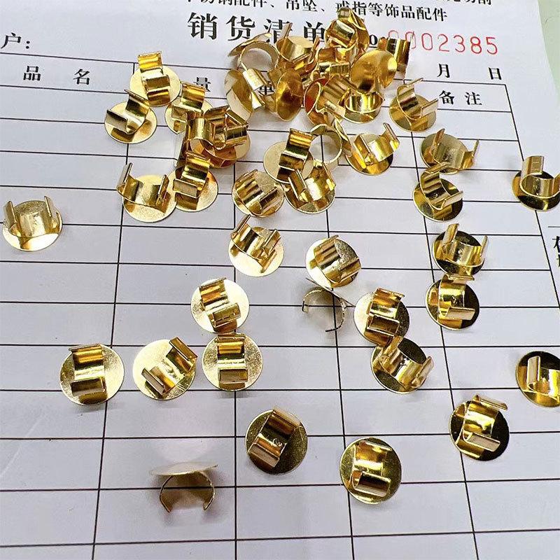 Wholesale of diy accessory materials such as iron electroplated KC gold pearl base support rope buckle bracelets and necklaces Application Scenario